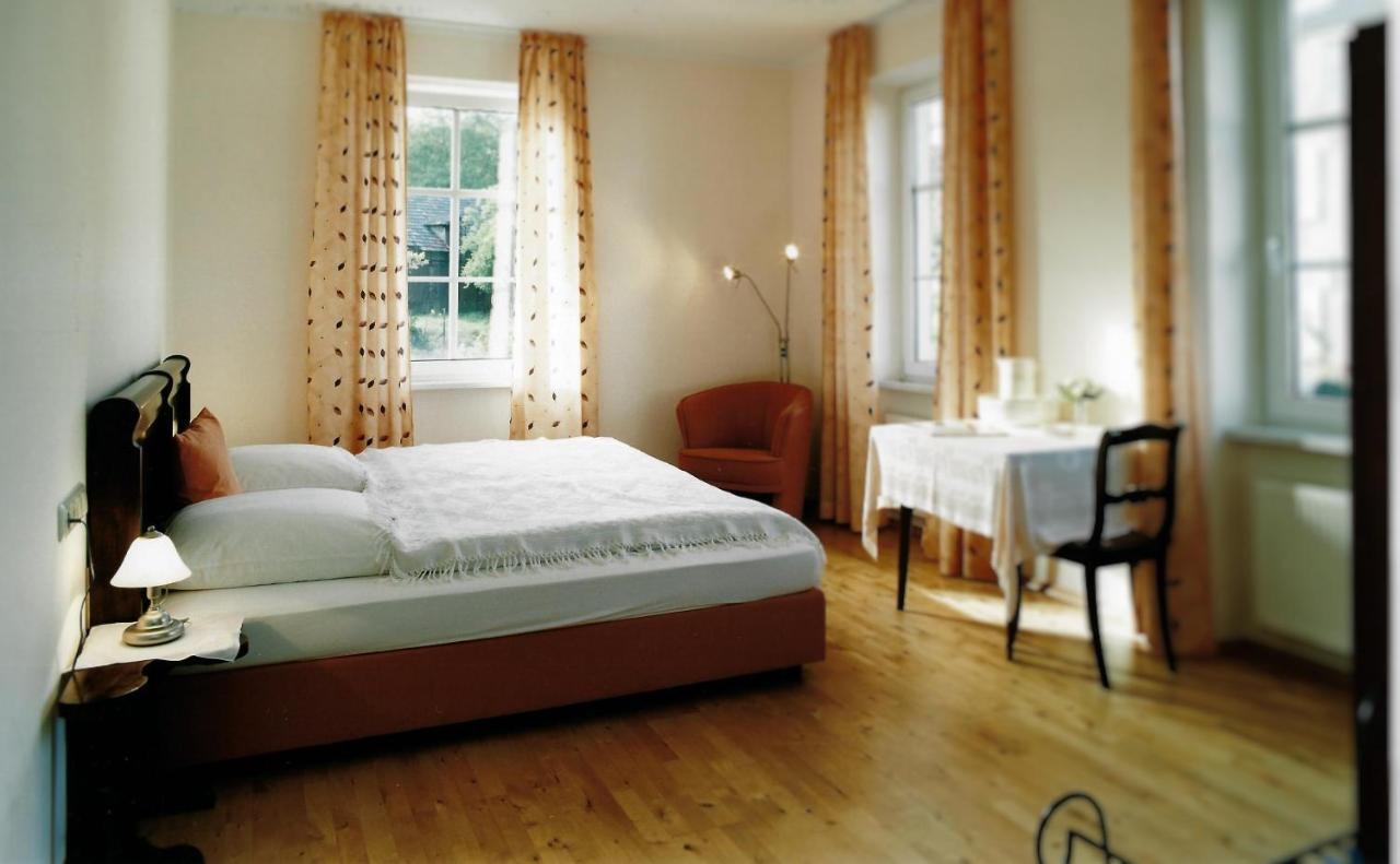 Gaestehaus Zum Goldberg Dorsheim Eksteriør billede