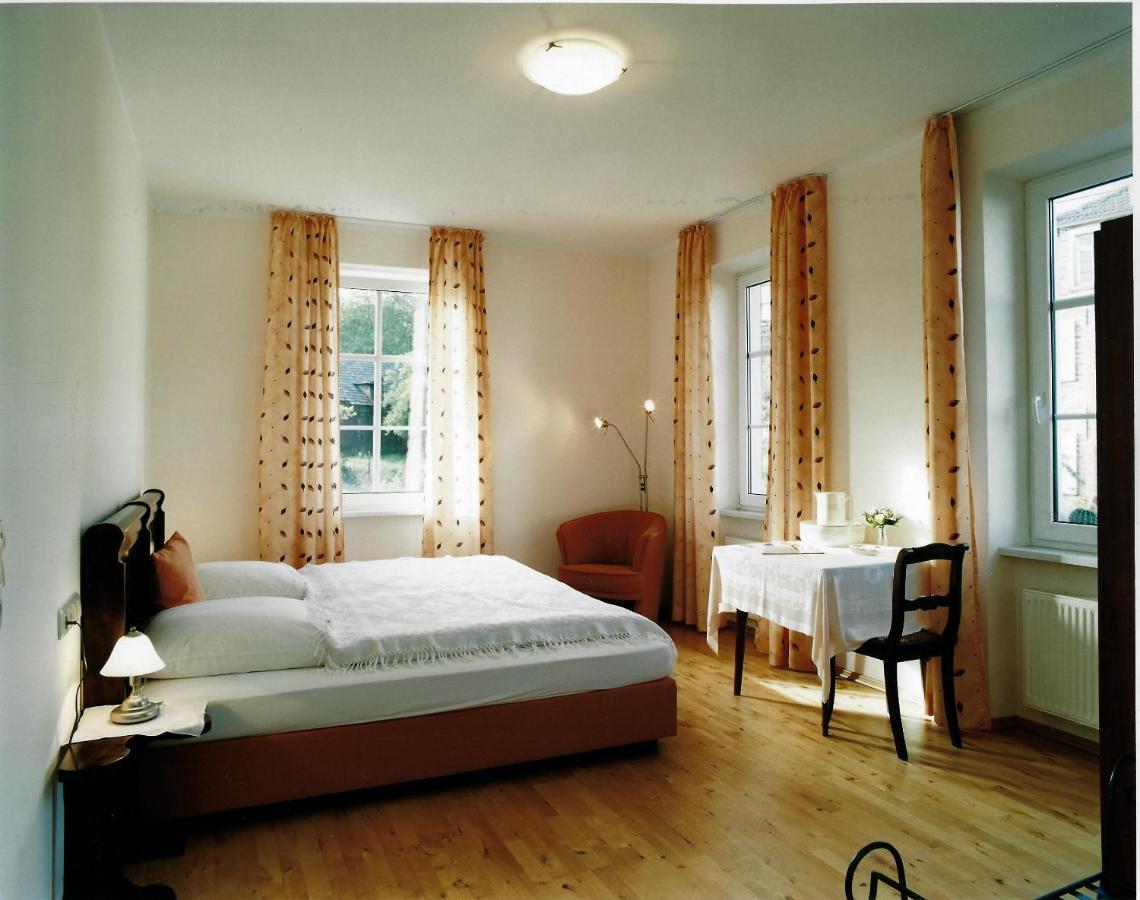 Gaestehaus Zum Goldberg Dorsheim Eksteriør billede